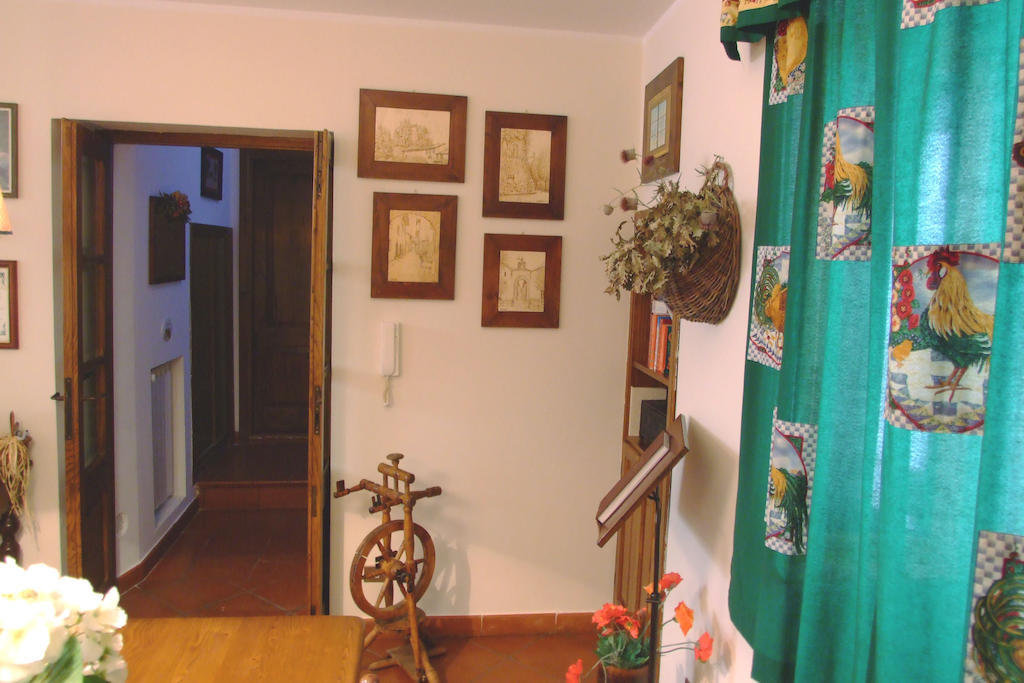 Il Sorriso Dei Monti Bed & Breakfast Orvinio Ngoại thất bức ảnh